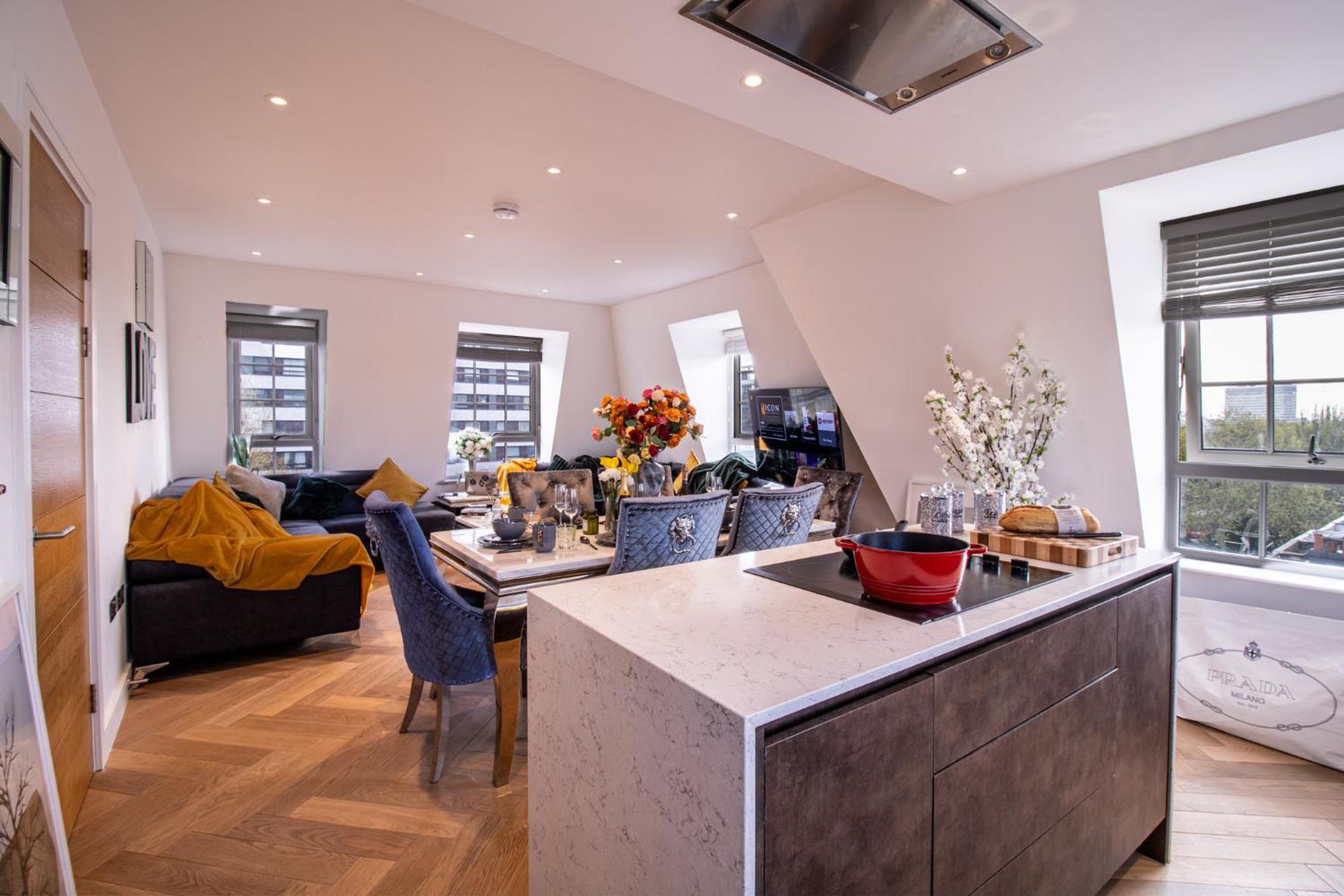 Elegant 3-Bedroom Penthouse In Marble Arch 70 Londres Exterior foto