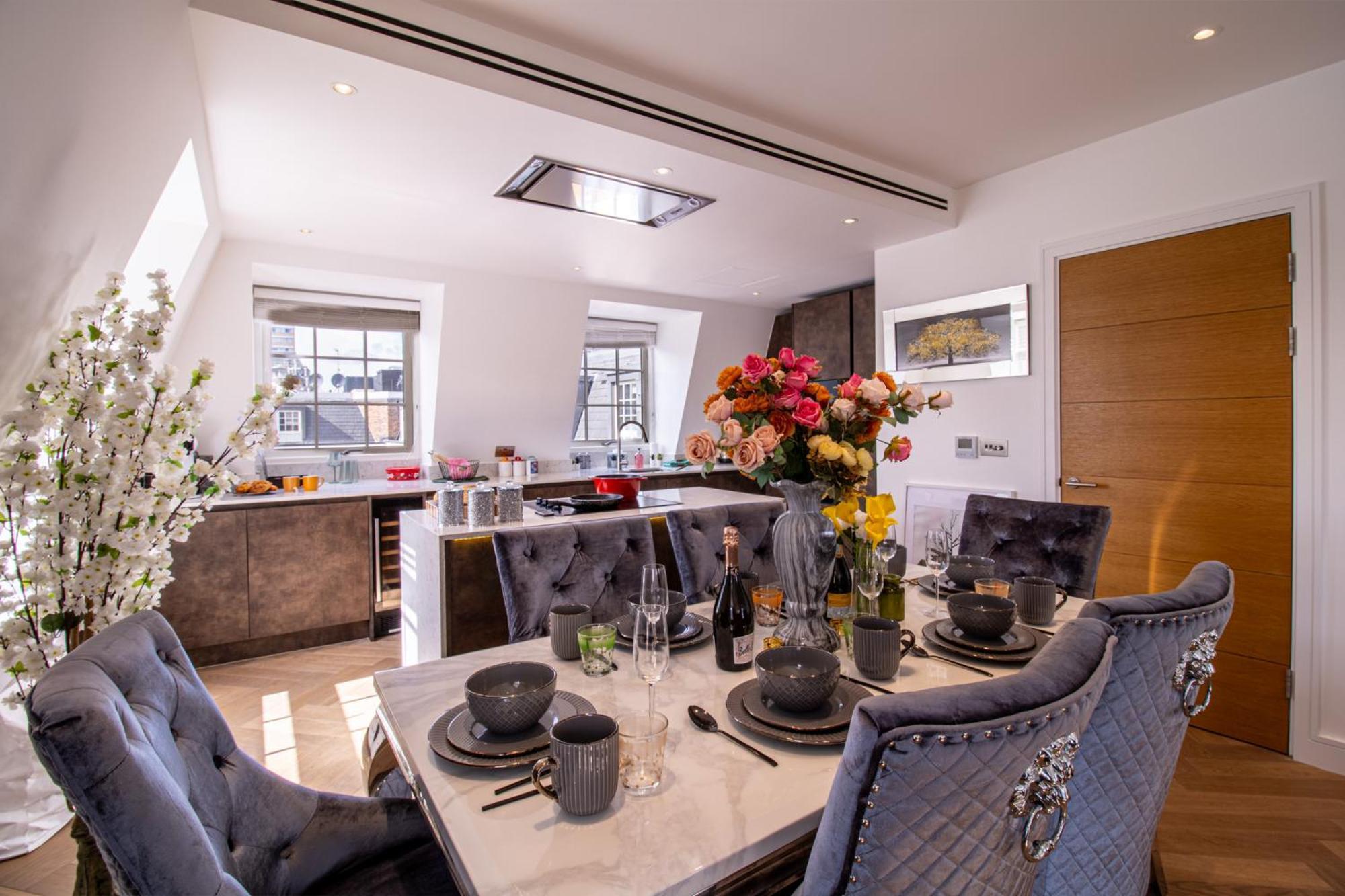 Elegant 3-Bedroom Penthouse In Marble Arch 70 Londres Exterior foto